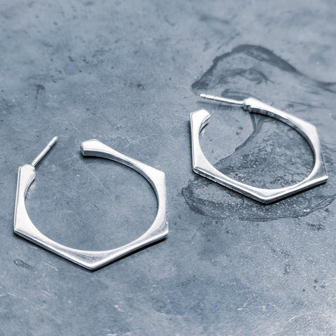 PENDIENTES MINIMAL HEXAGONAL N739 - 13CRAZY