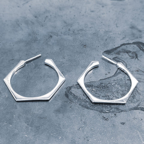 PENDIENTES MINIMAL HEXAGONAL N739 - 13CRAZY